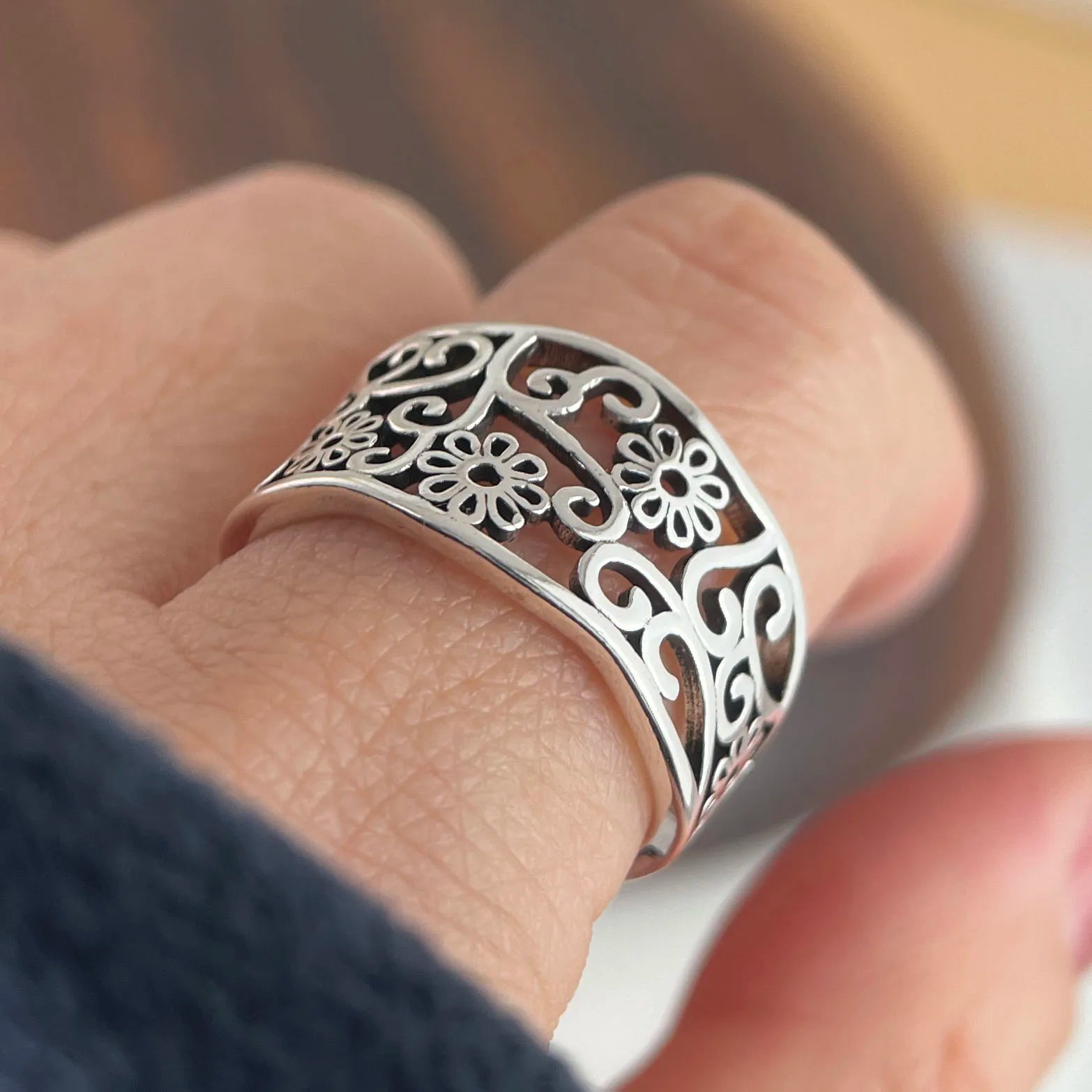 925 Sterling Silver Adjustable Flower Ring