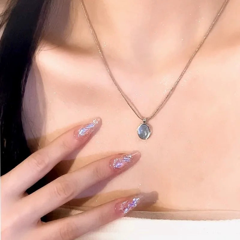 925 Sterling Silver Blue Moonlight Stone Pendant Necklace