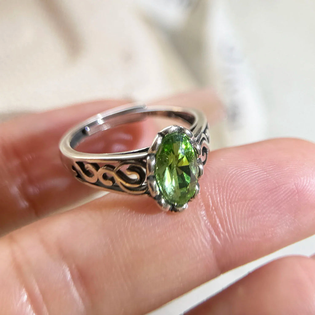 925 Sterling Silver Green CZ Stone Ring Adjustable