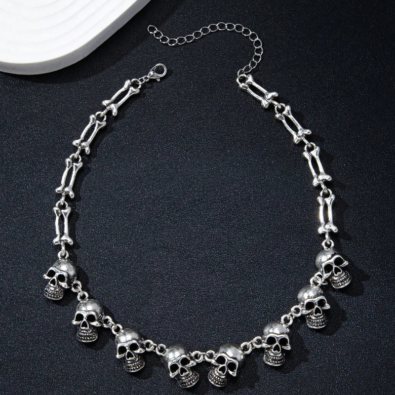 Gothic Style Multiple Skull Connected Choker Zink Alloy Necklace