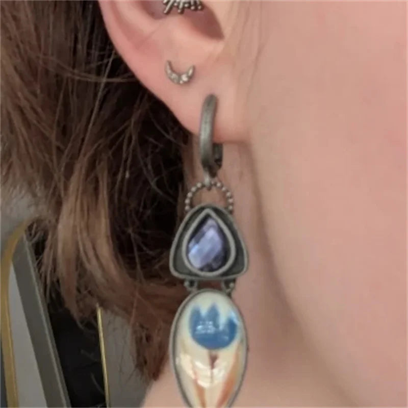 Vintage Style Silver Blue Stone Carved Flower Alloy Earrings - Very Retro, Feminine
