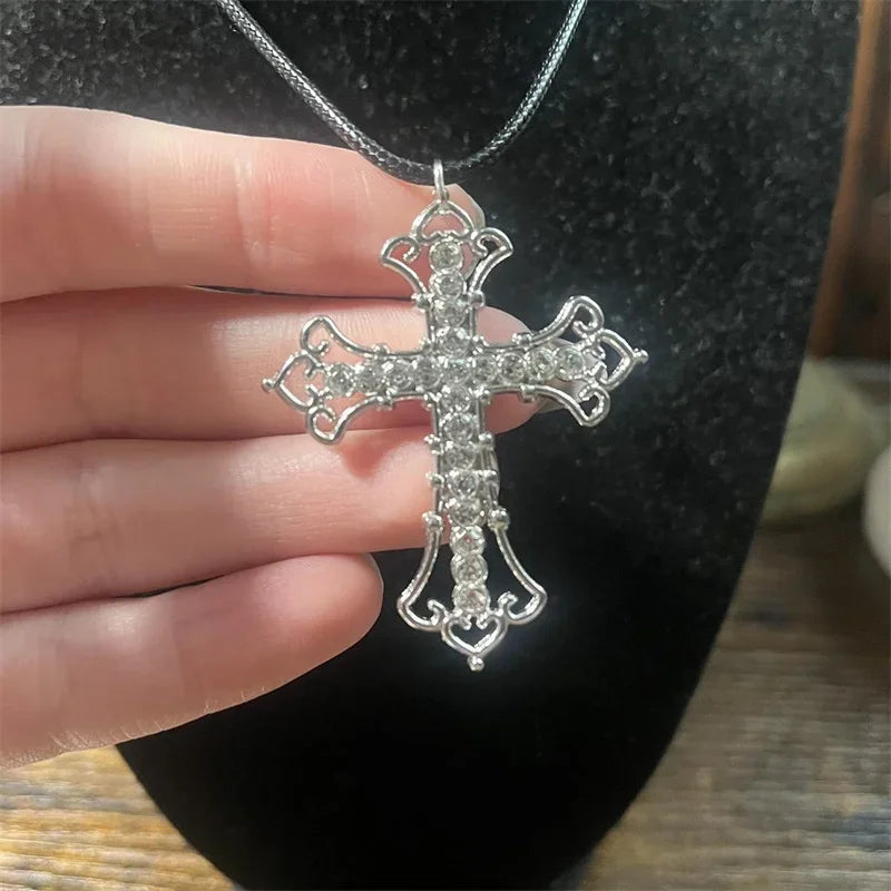 Large Goth Detailed Rhinestone Zinc Alloy Cross Rope Chain Choker