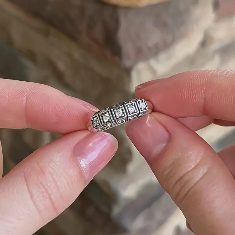 Retro Antique Inspired Square Alloy Ring with Round Zircons