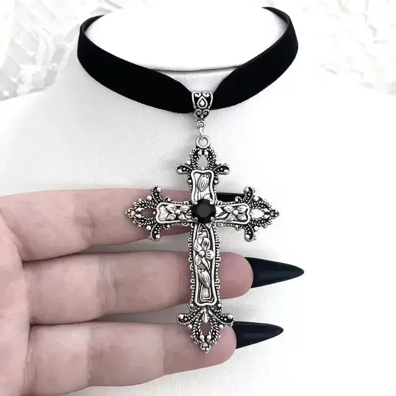 Vampire Goth Large Rhinestone Zinc Alloy Cross Rope Choker