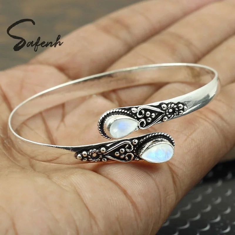 Adjustable Zinc Alloy Flower Detail Bracelet with Stone - Antique Inspired, Elegant, Boho