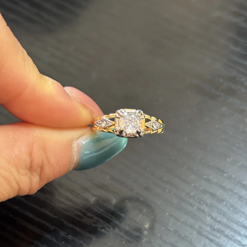 Vintage Inspired Two-Tone Cubic Zirconia Zinc Alloy Ring - Feminine, Refined