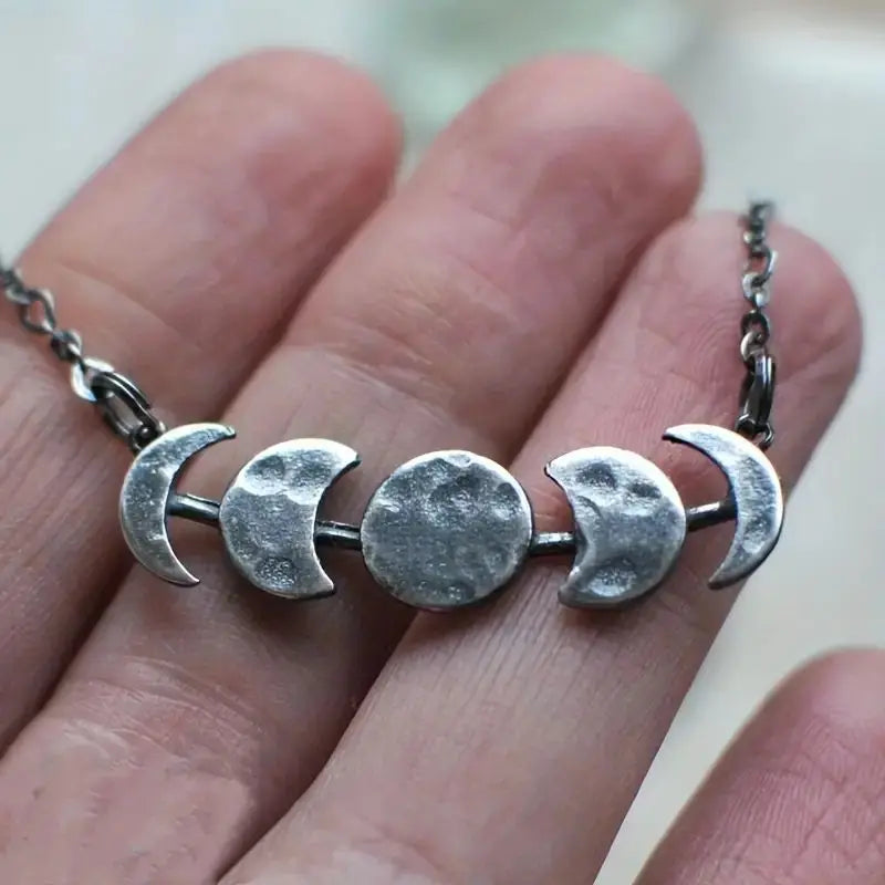 Vintage Inspired Witch Full Moon Crescent Zinc Alloy Necklace