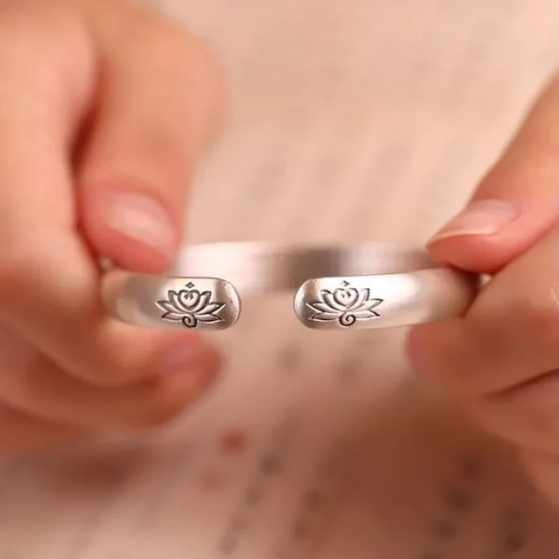 Matte 925 Silver Lotus Flower Engraved Bracelet