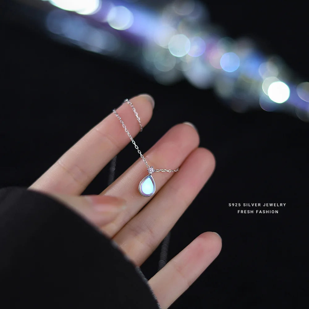 925 Sterling Silver Moonstone Drop Pendant Necklace