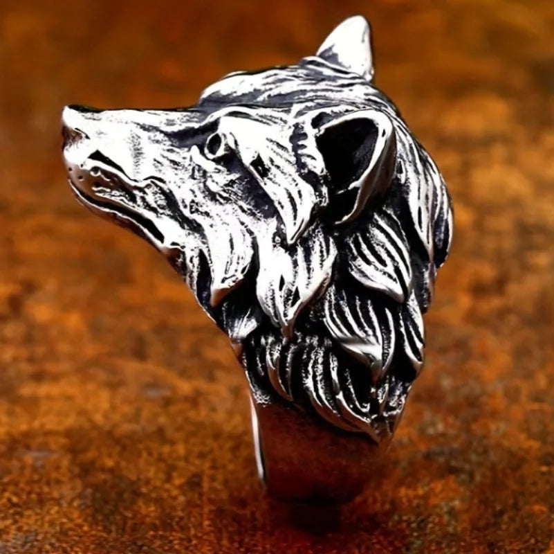 Gothic Wolf Head Stainless Steel Band Unisex Ring