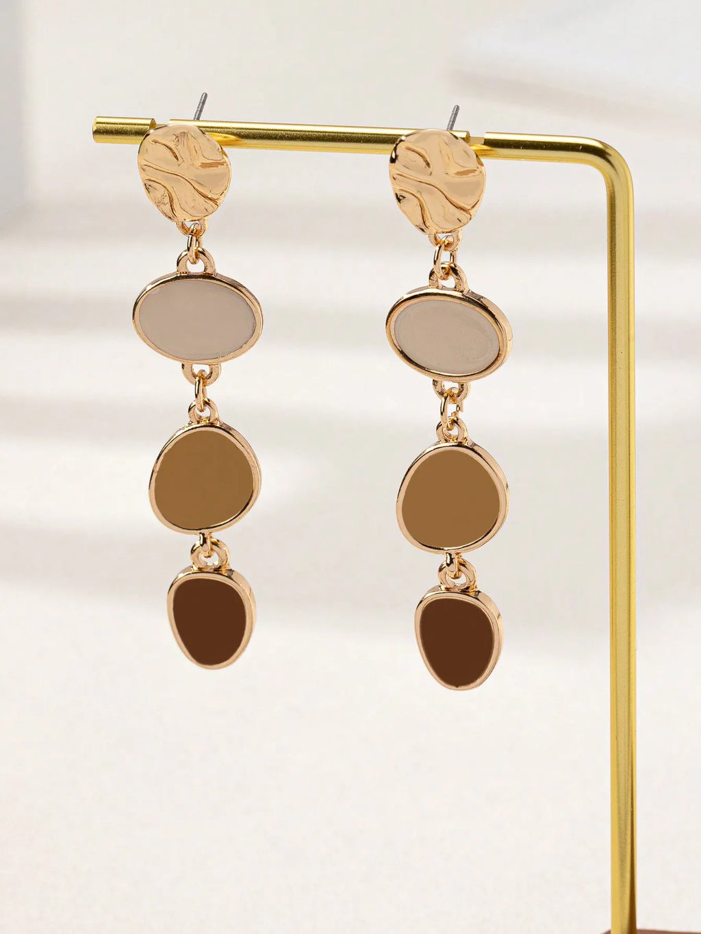 KC Gold Plated Alloy Oil-Drip Elegant Stud Earrings