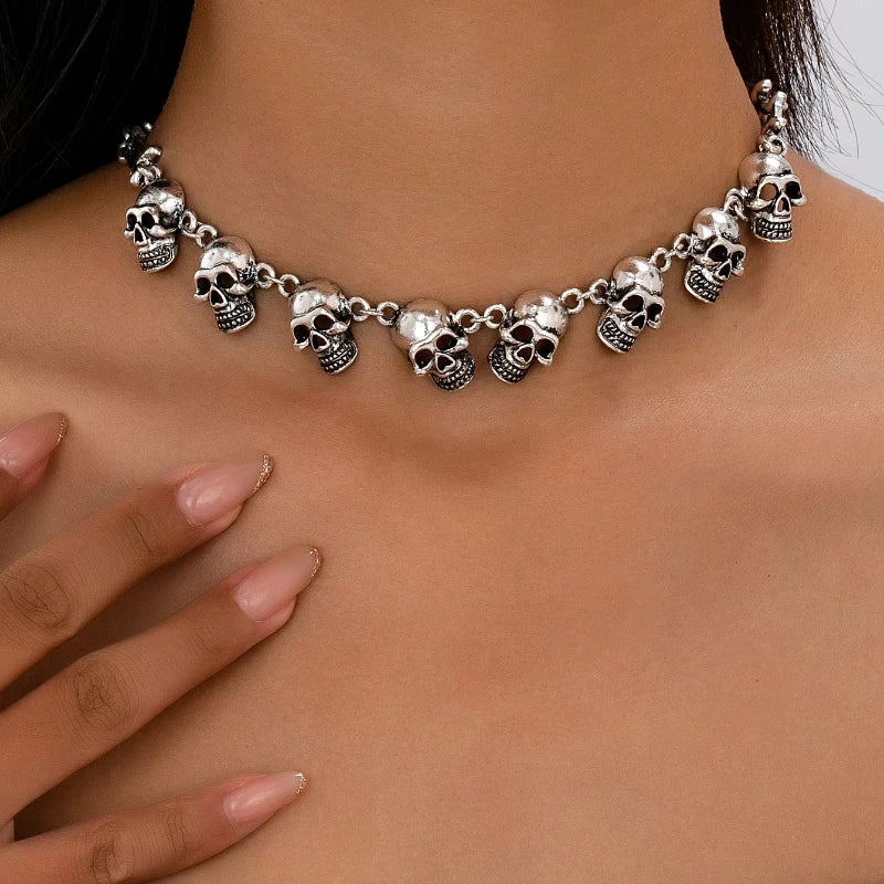 Gothic Style Multiple Skull Connected Choker Zink Alloy Necklace