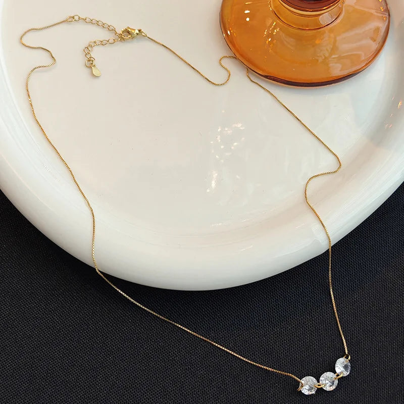 Three Zircon Delicate Cooper Necklace