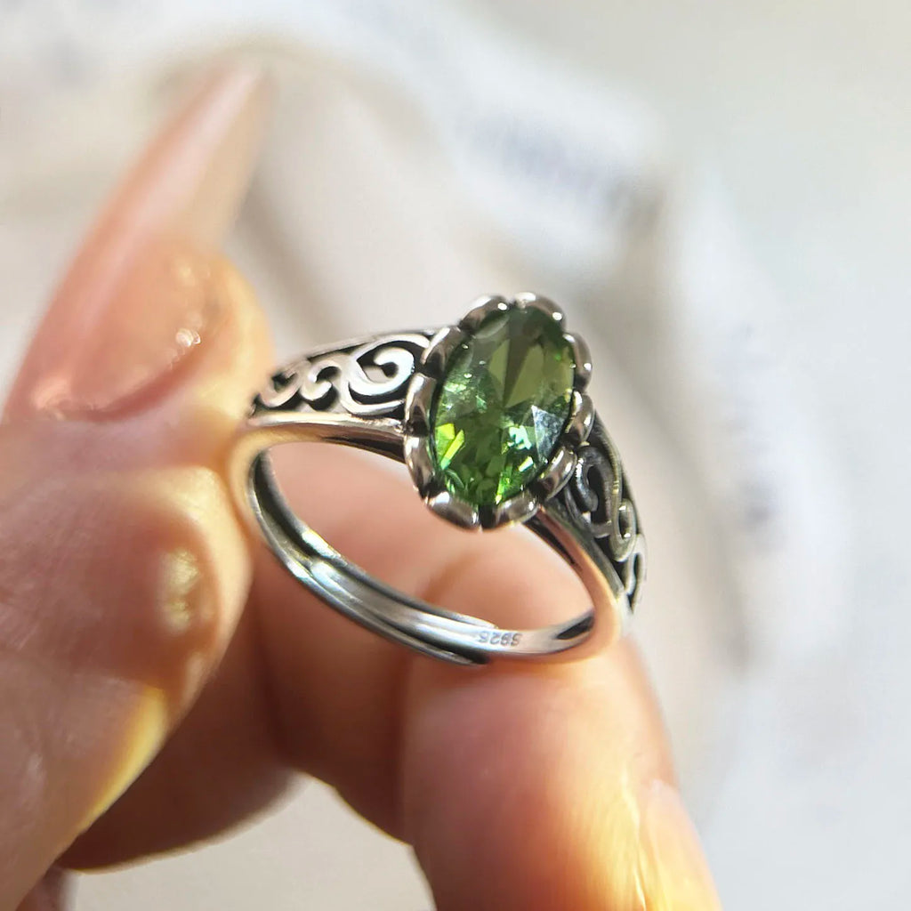 925 Sterling Silver Green CZ Stone Ring Adjustable