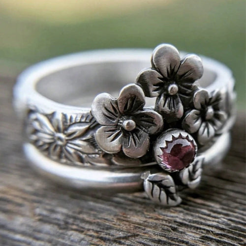 2pcs Retro Flower Leaf Pattern Stacking Pair Pink Zircon Zinc Alloy Ring