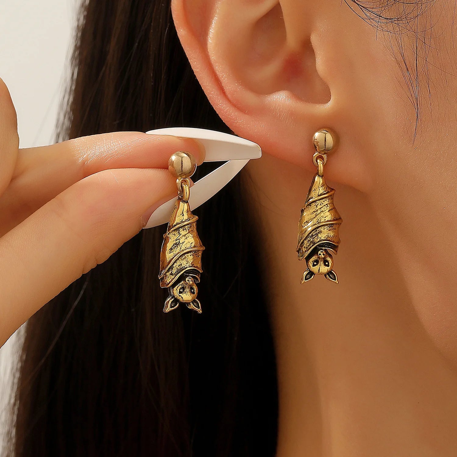 Gothic Dark Bat Pendant Drop Zink Alloy Stud Earrings