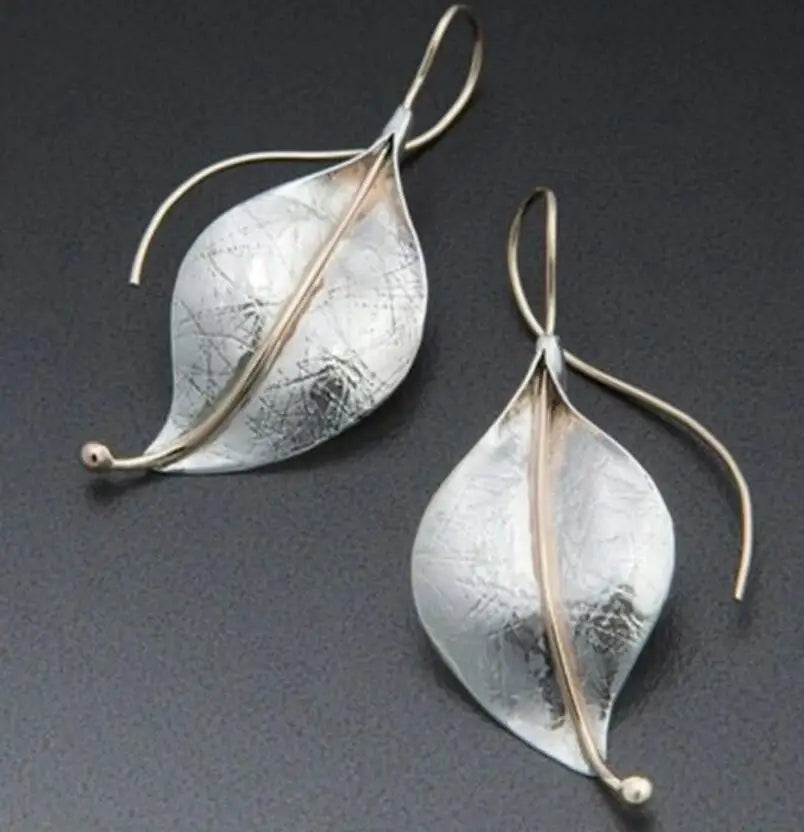 Retro Metal Foliage Two-Tone Geometric Leaf Alloy Earrings