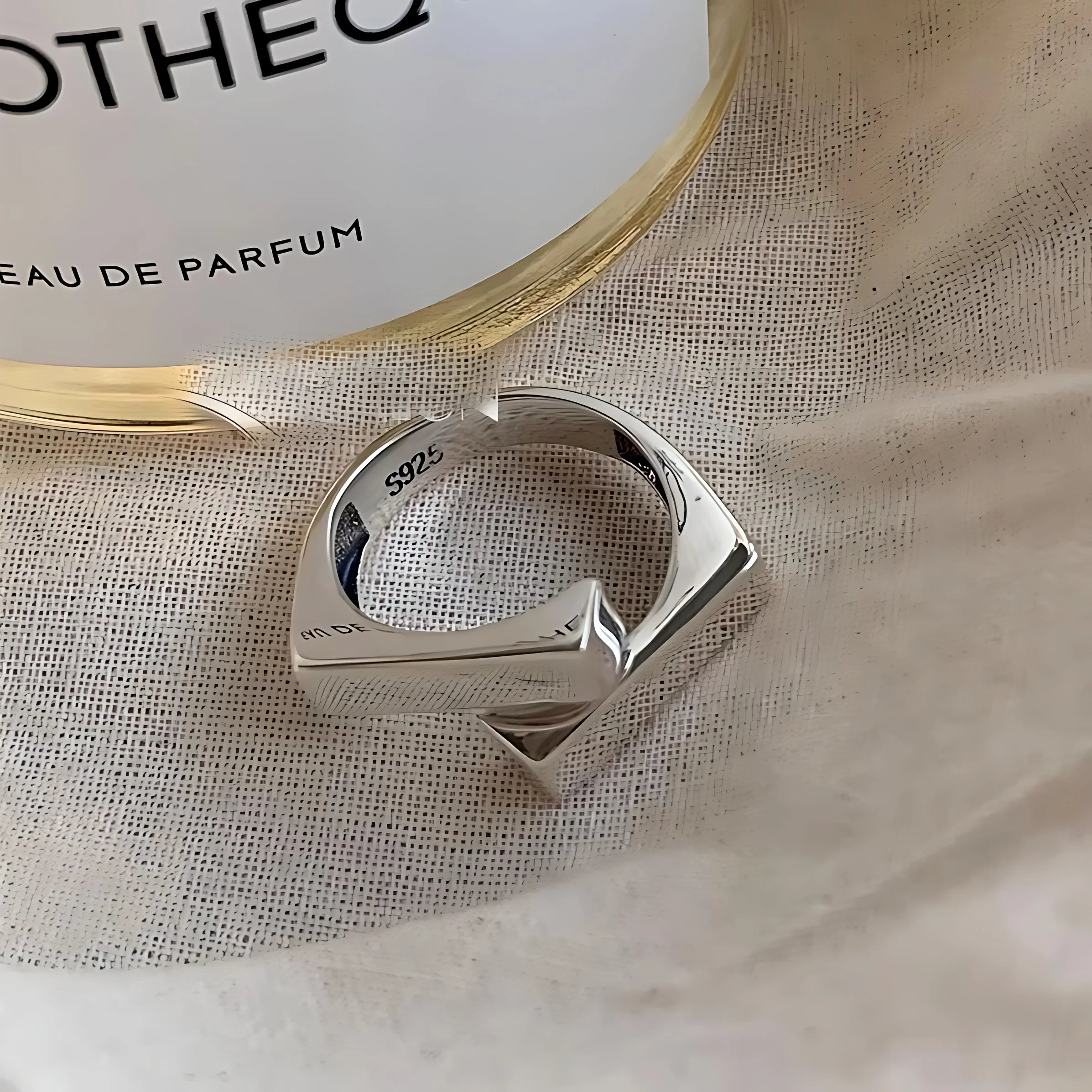 925 Sterling Silver Hug Statement Adjustable Ring
