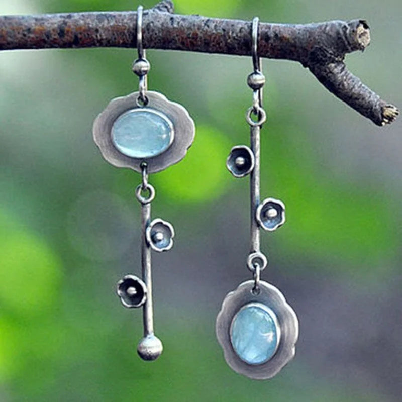 Vintage Inspired Round Stone Flower Alloy Asymmetrical Earrings